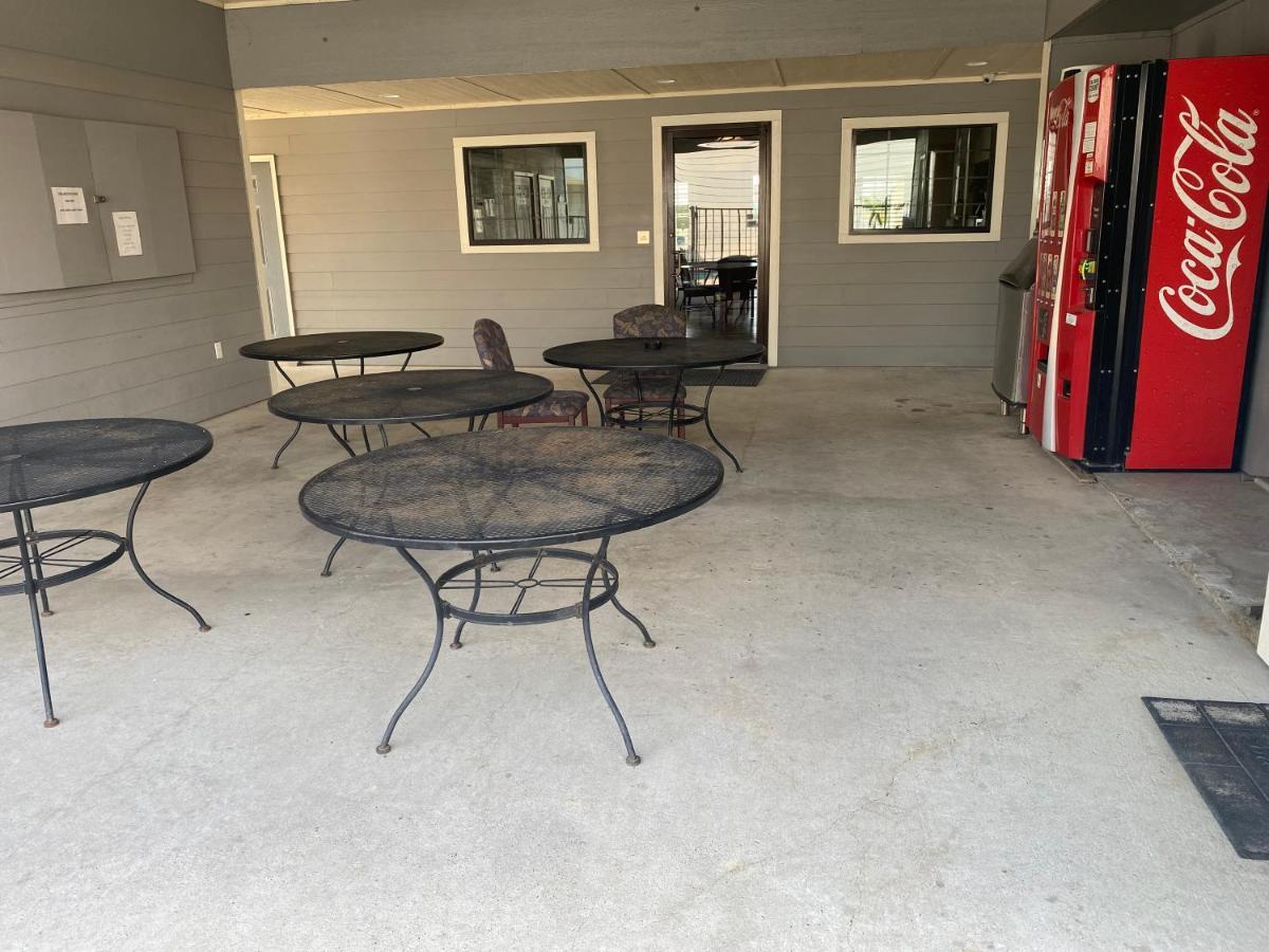 Southern Inns And Suites Now Offering Rv Spaces For Rent Yorktown 外观 照片