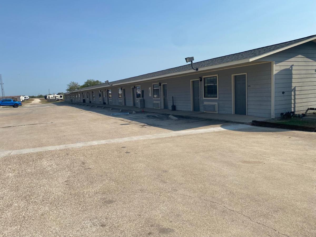 Southern Inns And Suites Now Offering Rv Spaces For Rent Yorktown 外观 照片